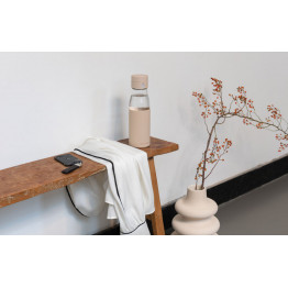 Стеклянная бутылка для воды Ukiyo с силиконовым держателем, 600 мл